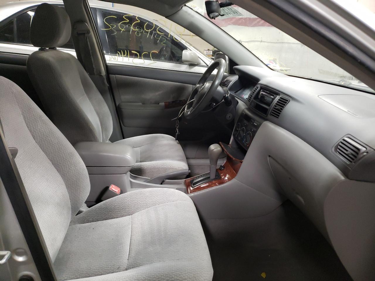 Photo 5 from auction – 2004 TOYOTA COROLLA CE with VIN JTDBR32EX42034580