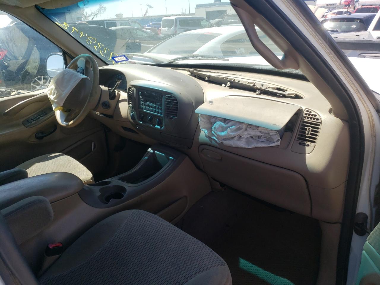 Photo 9 from auction – 1999 FORD EXPEDITION with VIN 1FMPU18LXXLA51176