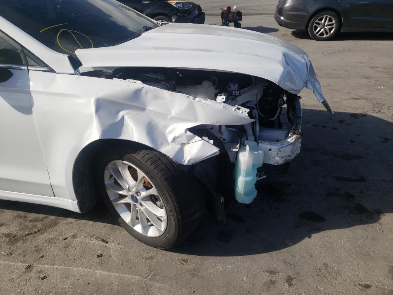 Photo 9 from auction – 2020 FORD FUSION SE with VIN 3FA6P0HD6KR145792