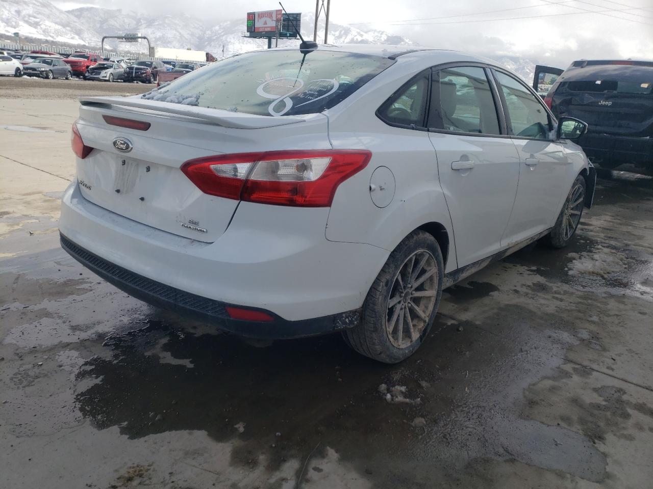 Photo 4 from auction – 2013 FORD FOCUS SE with VIN 1FADP3F23DL266372