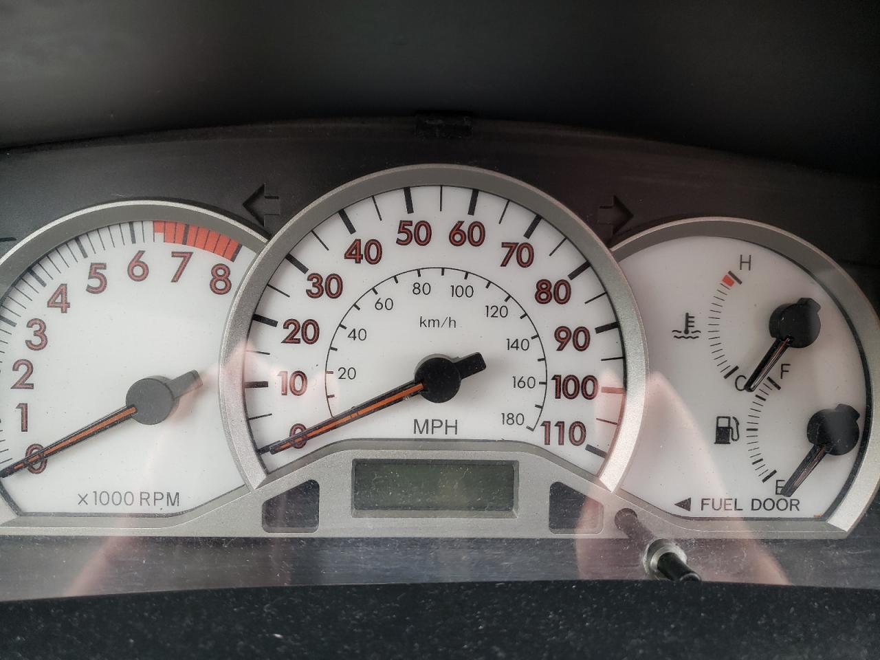 Photo 8 from auction – 2005 TOYOTA COROLLA with VIN 1NXBR32E05Z522776