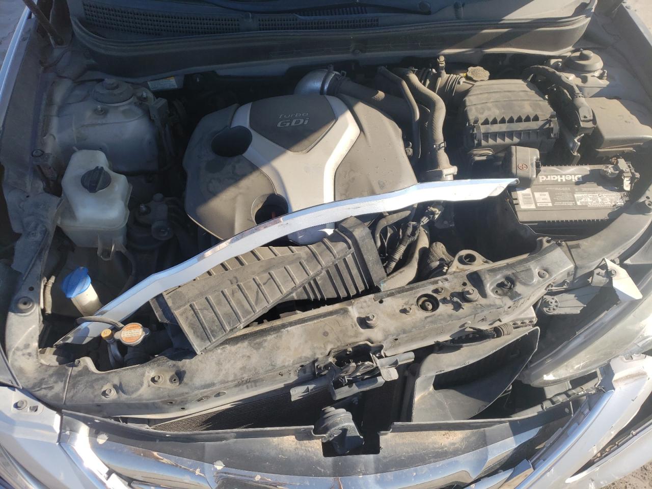 Photo 7 from auction – 2011 HYUNDAI SONATA with VIN 5NPEC4AB6BH295020