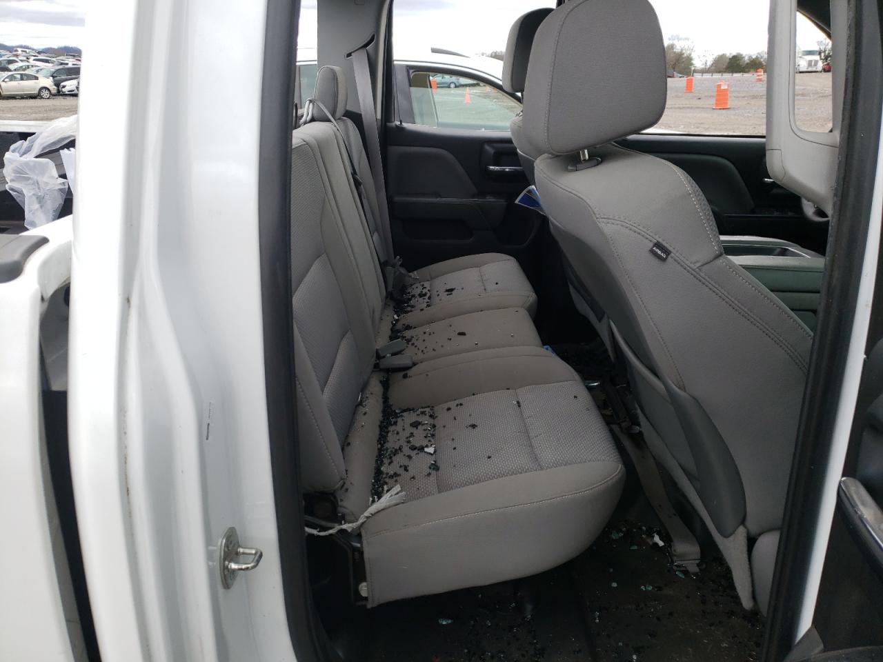 Photo 6 from auction – 2014 CHEVROLET SILVERADO with VIN 1GCRCPEH3EZ331700