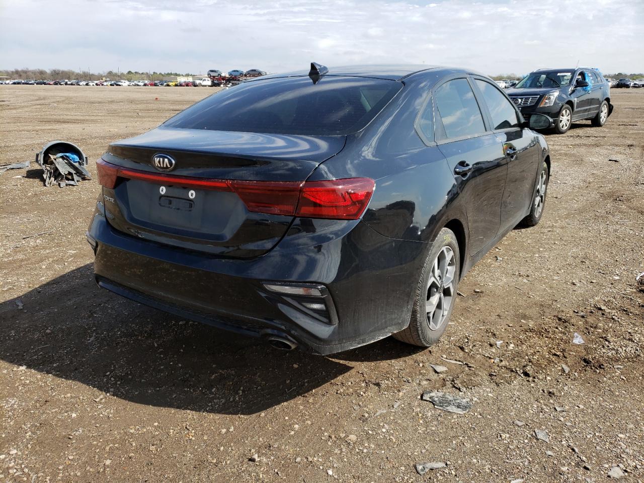 Photo 4 from auction – 2019 KIA FORTE FE with VIN 3KPF24AD3KE121130