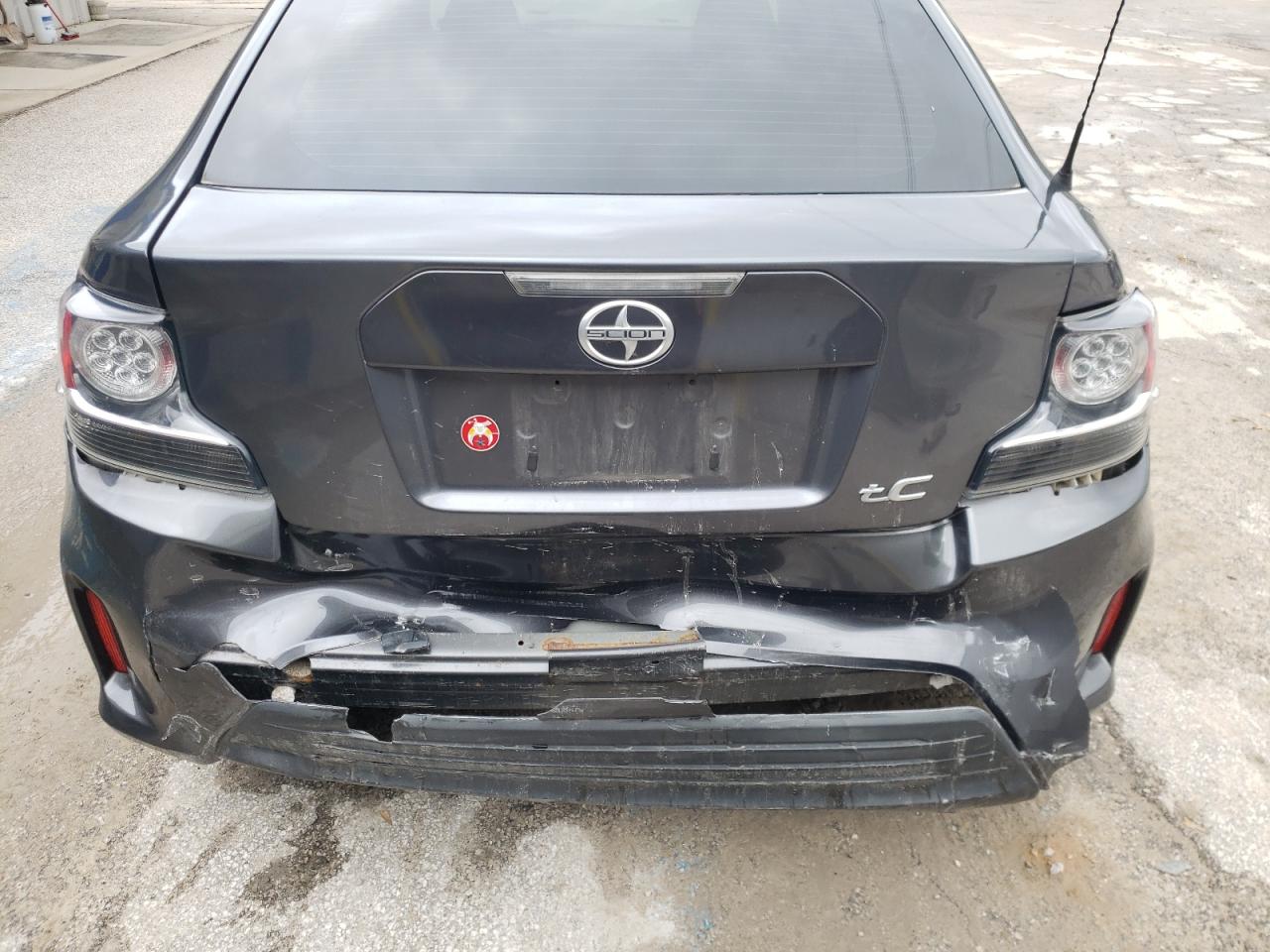 Photo 9 from auction – 2014 TOYOTA SCION TC with VIN JTKJF5C77E3076838