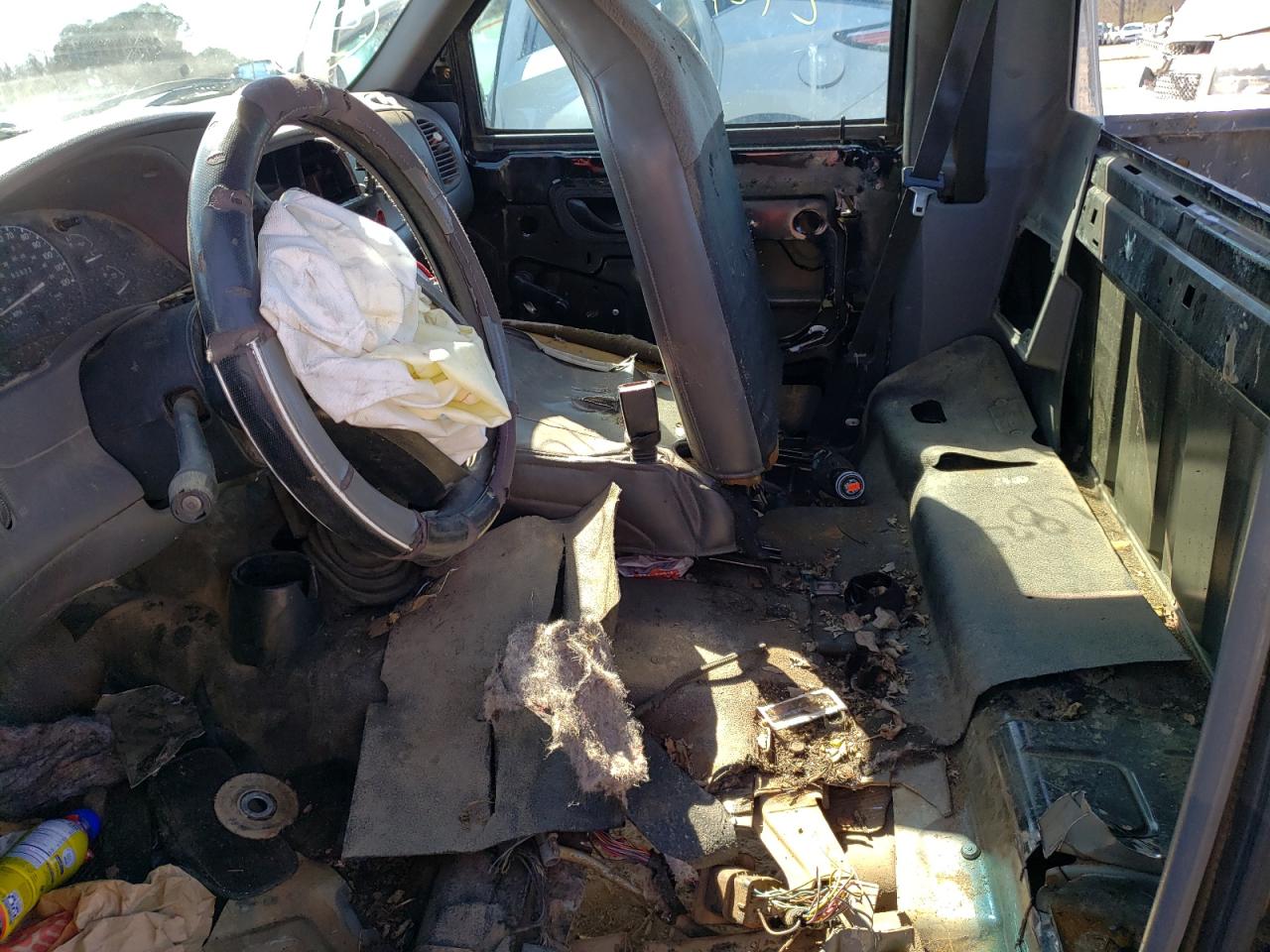 Photo 5 from auction – 2003 FORD RANGER with VIN 1FTYR10D33PB87375
