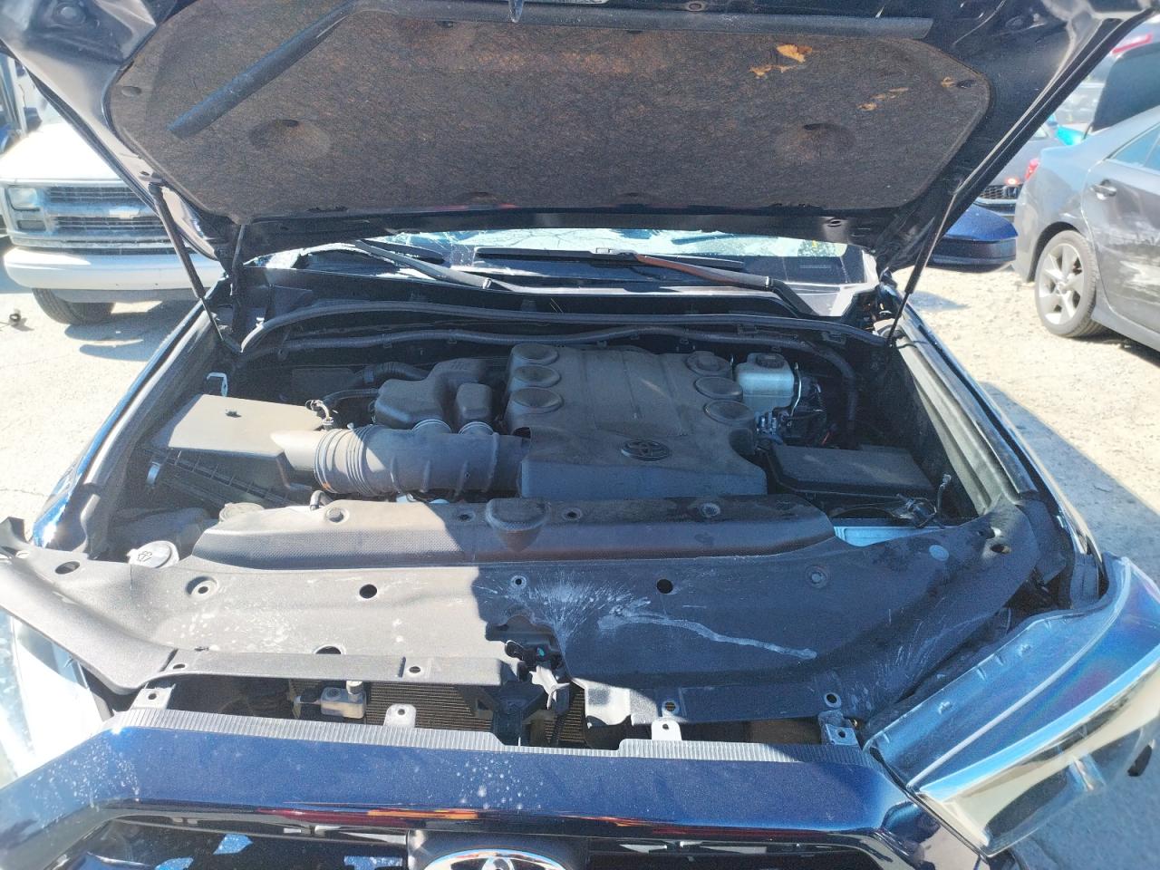 Photo 7 from auction – 2019 TOYOTA 4RUNNER SR with VIN JTEBU5JR5K5720094