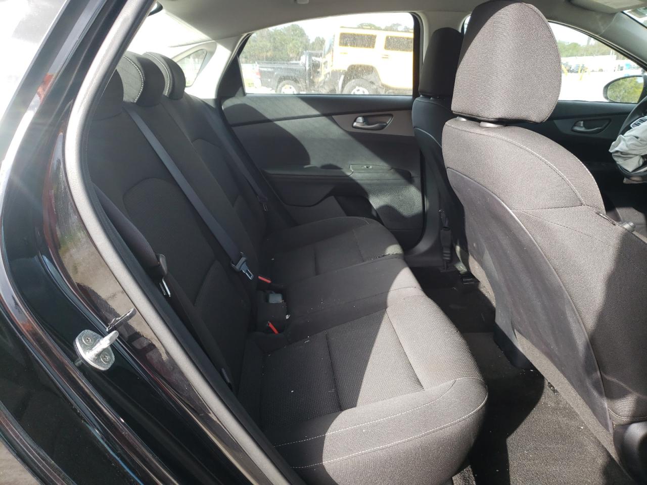 Photo 6 from auction – 2020 KIA FORTE FE with VIN 3KPF24AD5LE153451