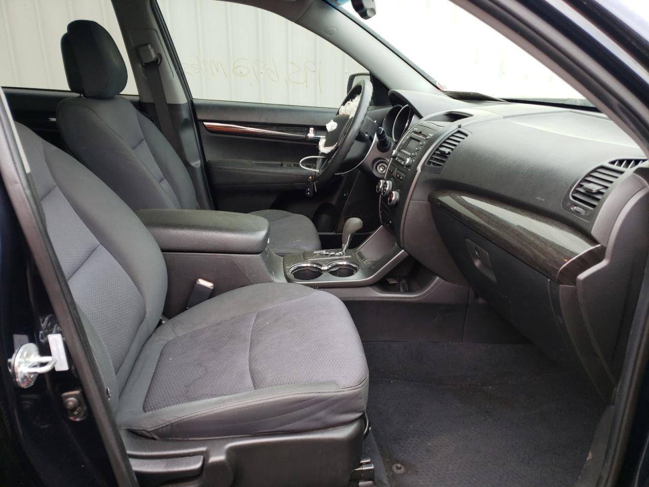 Photo 5 from auction – 2012 KIA SORENTO BA with VIN 5XYKT4A65CG242923