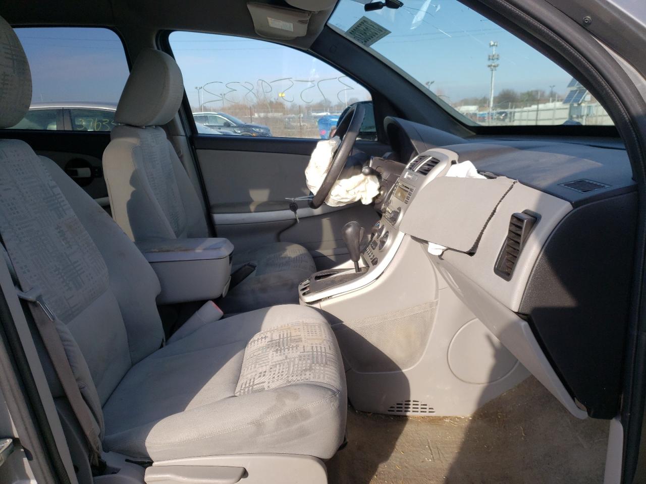 Photo 5 from auction – 2005 CHEVROLET EQUINOX LS with VIN 2CNDL23F656038136