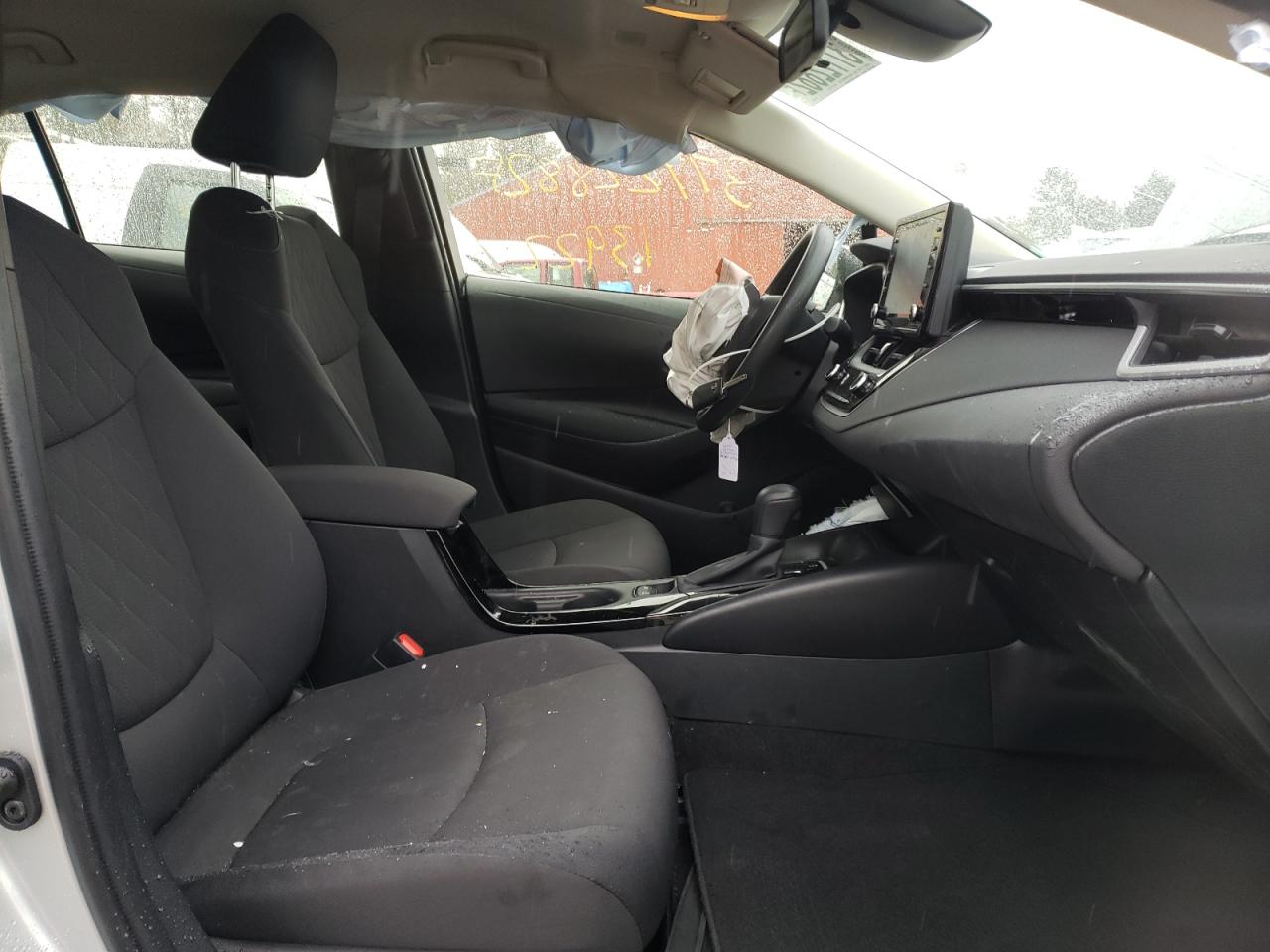 Photo 5 from auction – 2022 TOYOTA COROLLA LE with VIN JTDEPMAE5NJ190429