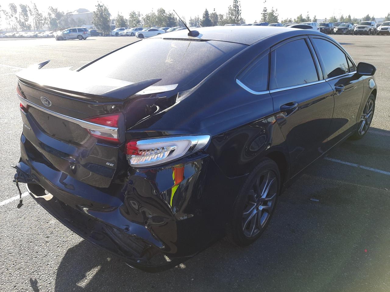 Photo 4 from auction – 2017 FORD FUSION SE with VIN 3FA6P0H76HR350614