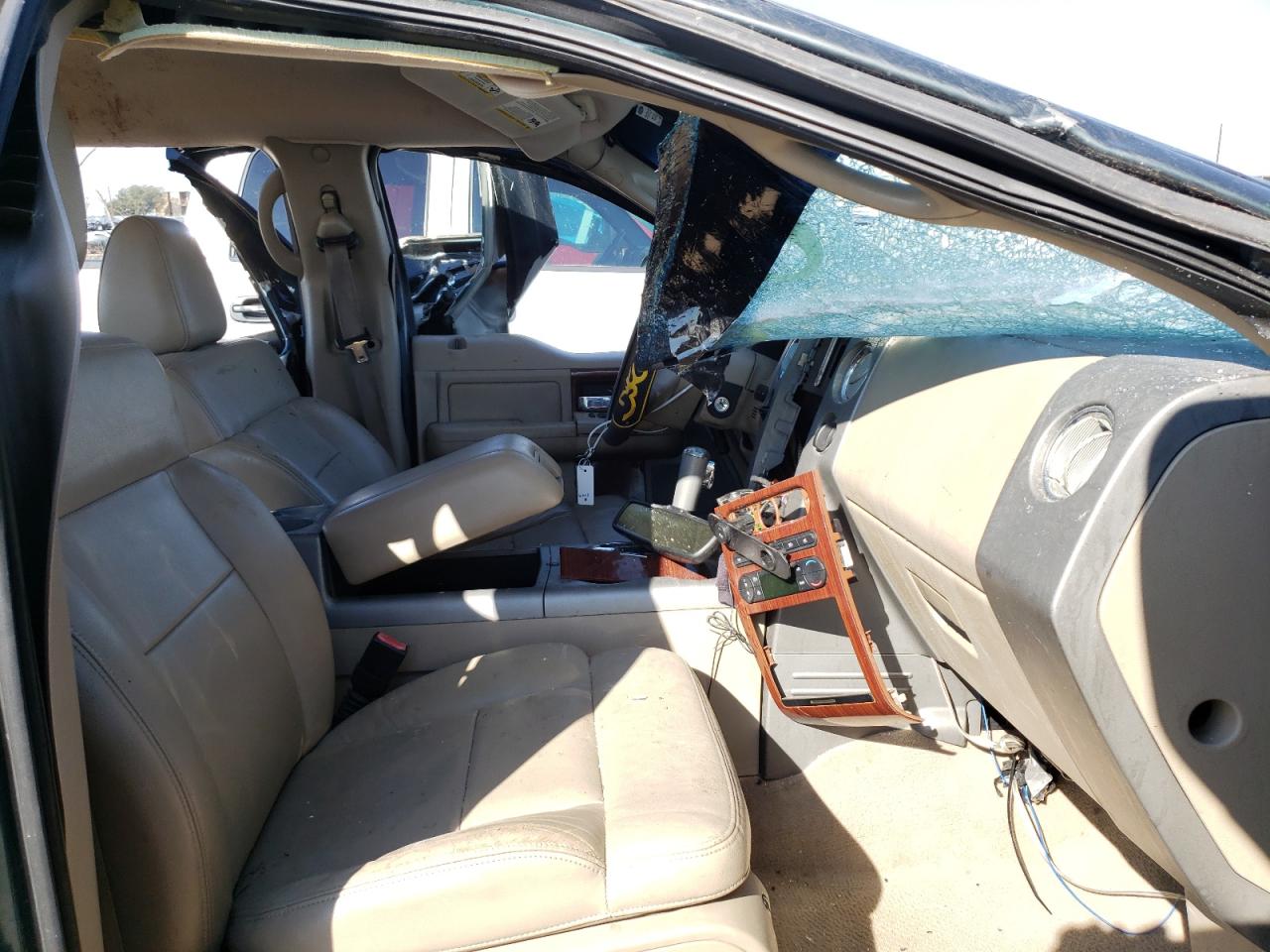 Photo 5 from auction – 2006 FORD F150 SUPER with VIN 1FTPW12VX6KD93434