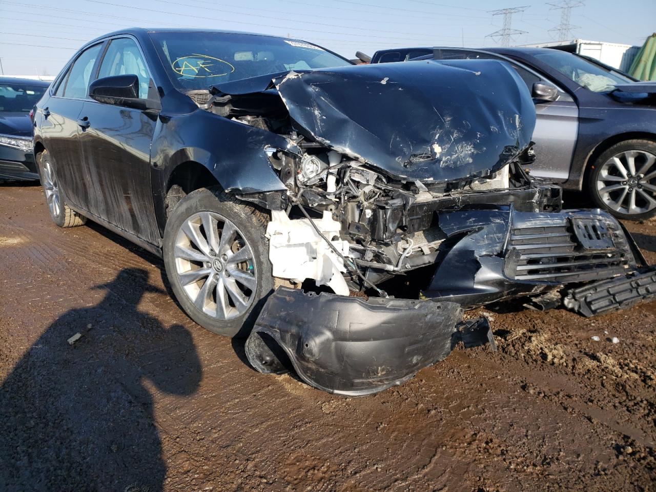 TOYOTA CAMRY LE 2017 with VIN 4T1BF1FK1HU678102 - Photo from auction