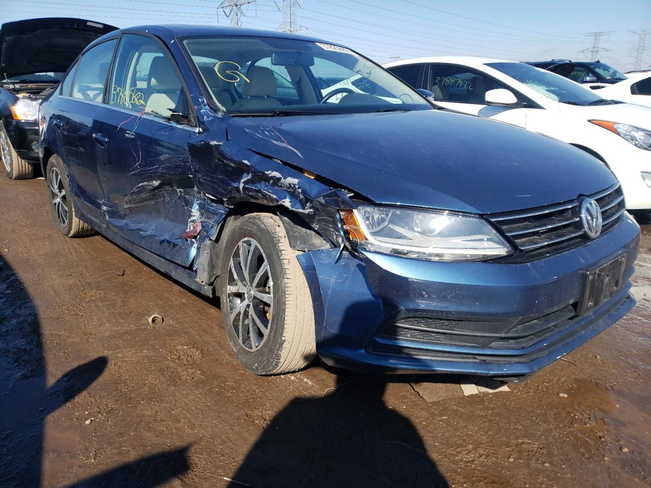 VOLKSWAGEN JETTA SE 2017 with VIN 3VWDB7AJ7HM387535 - Photo from auction