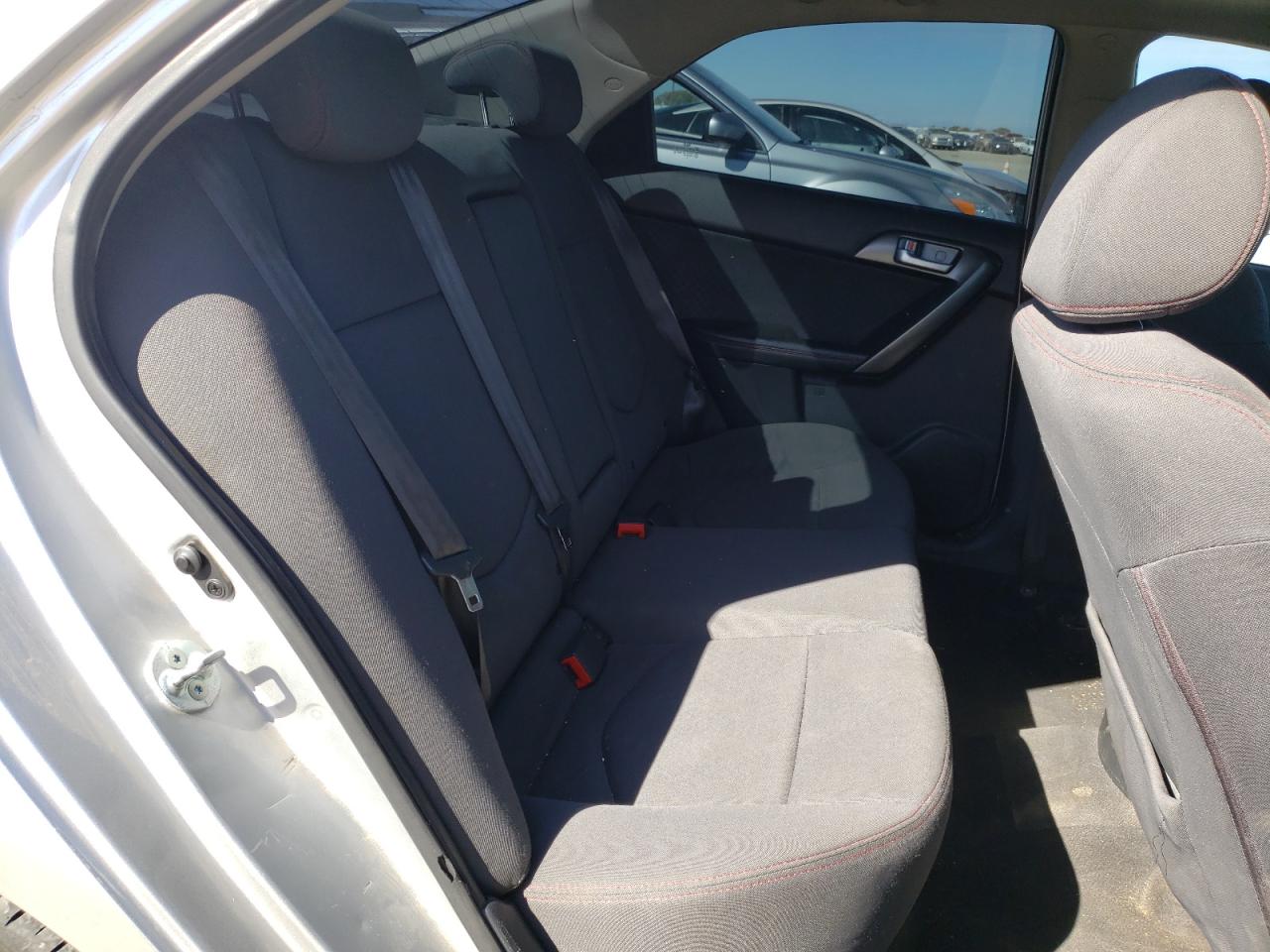 Photo 6 from auction – 2010 KIA FORTE SX with VIN KNAFW4A32A5294334