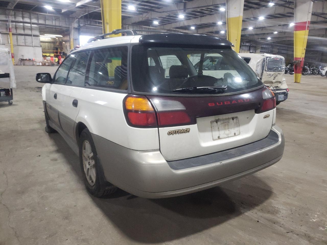 Photo 3 from auction – 2000 SUBARU LEGACY OUT with VIN 4S3BH6651Y7612010