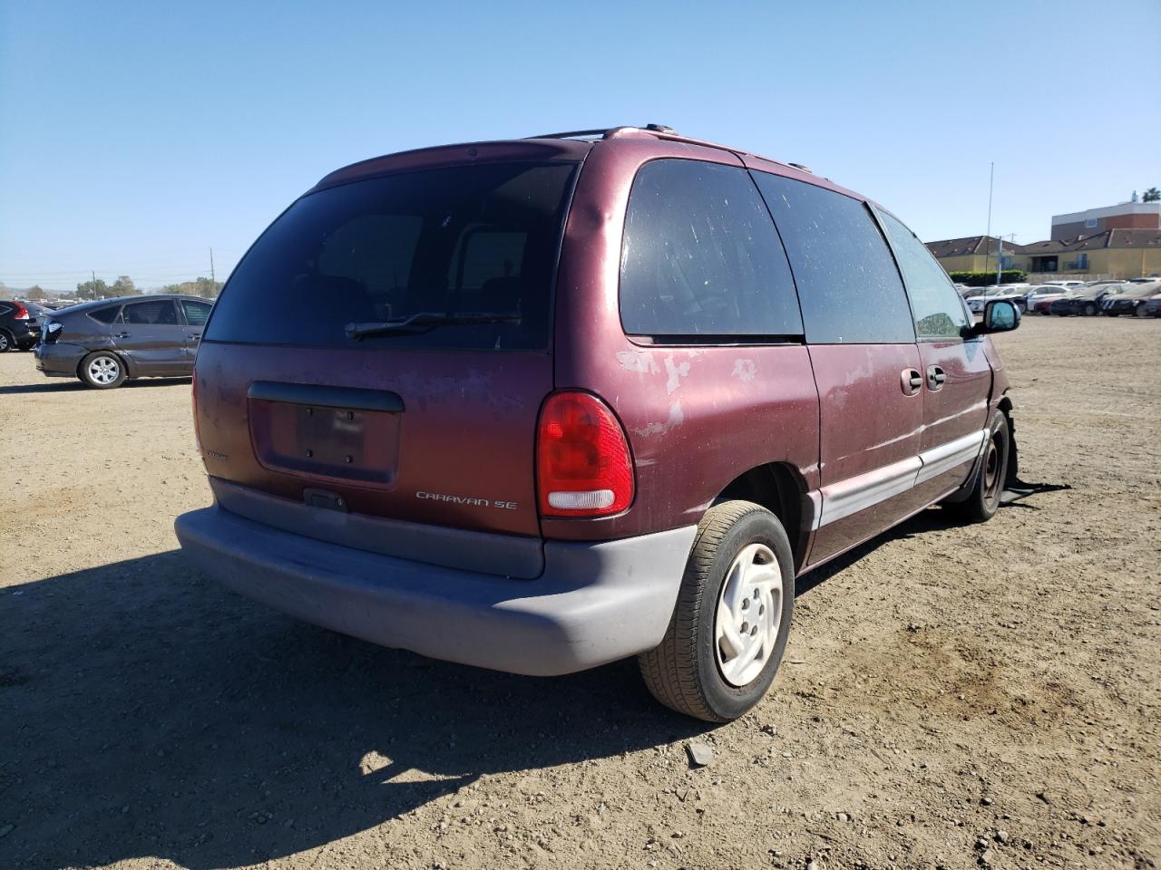 Photo 4 from auction – 1998 DODGE CARAVAN SE with VIN 2B4GP45R4WR581488
