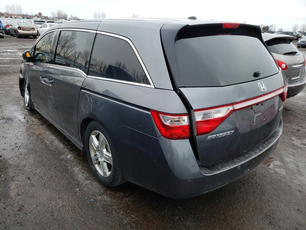 Photo 3 from auction – 2011 HONDA ODYSSEY TO with VIN 5FNRL5H92BB507730
