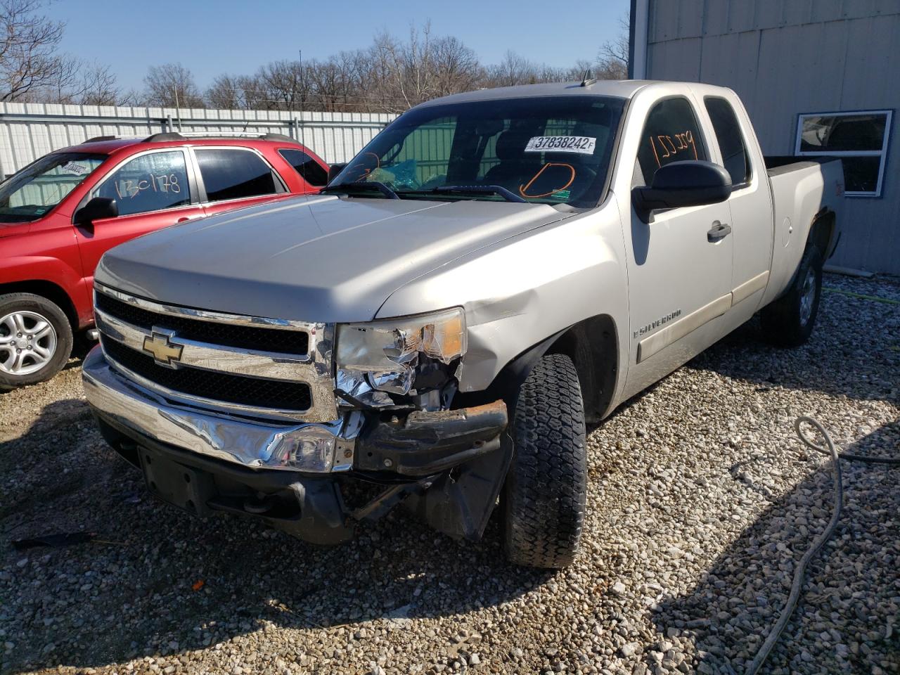 Photo 2 from auction – 2007 CHEVROLET SILVERADO with VIN 2GCEK190871676588