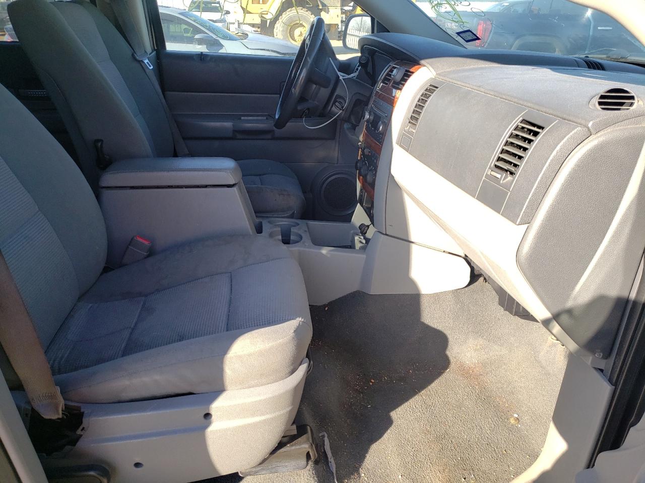 Photo 5 from auction – 2009 DODGE DURANGO SL with VIN 1D8HD48K09F707941