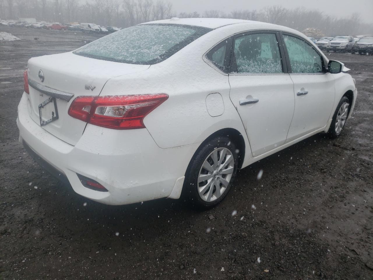 Photo 4 from auction – 2016 NISSAN SENTRA S with VIN 3N1AB7AP2GL658938