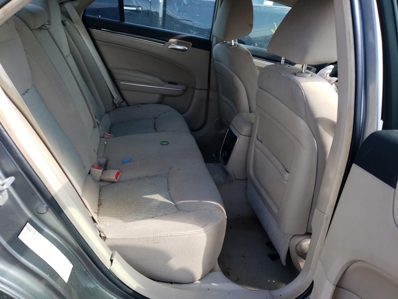 Photo 6 from auction – 2012 CHRYSLER 300 with VIN 2C3CCAAG4CH201958