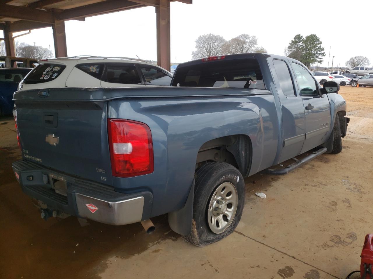 Photo 4 from auction – 2011 CHEVROLET silverado with VIN 1GCRCREA4BZ144010