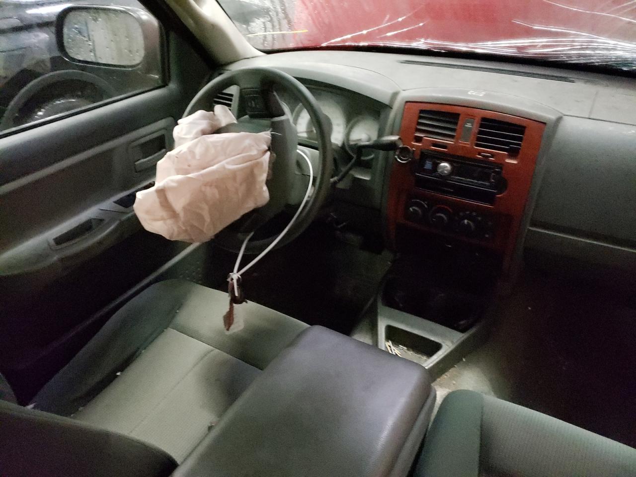 Photo 9 from auction – 2005 DODGE DAKOTA QUA with VIN 1D7HW48N05S332756