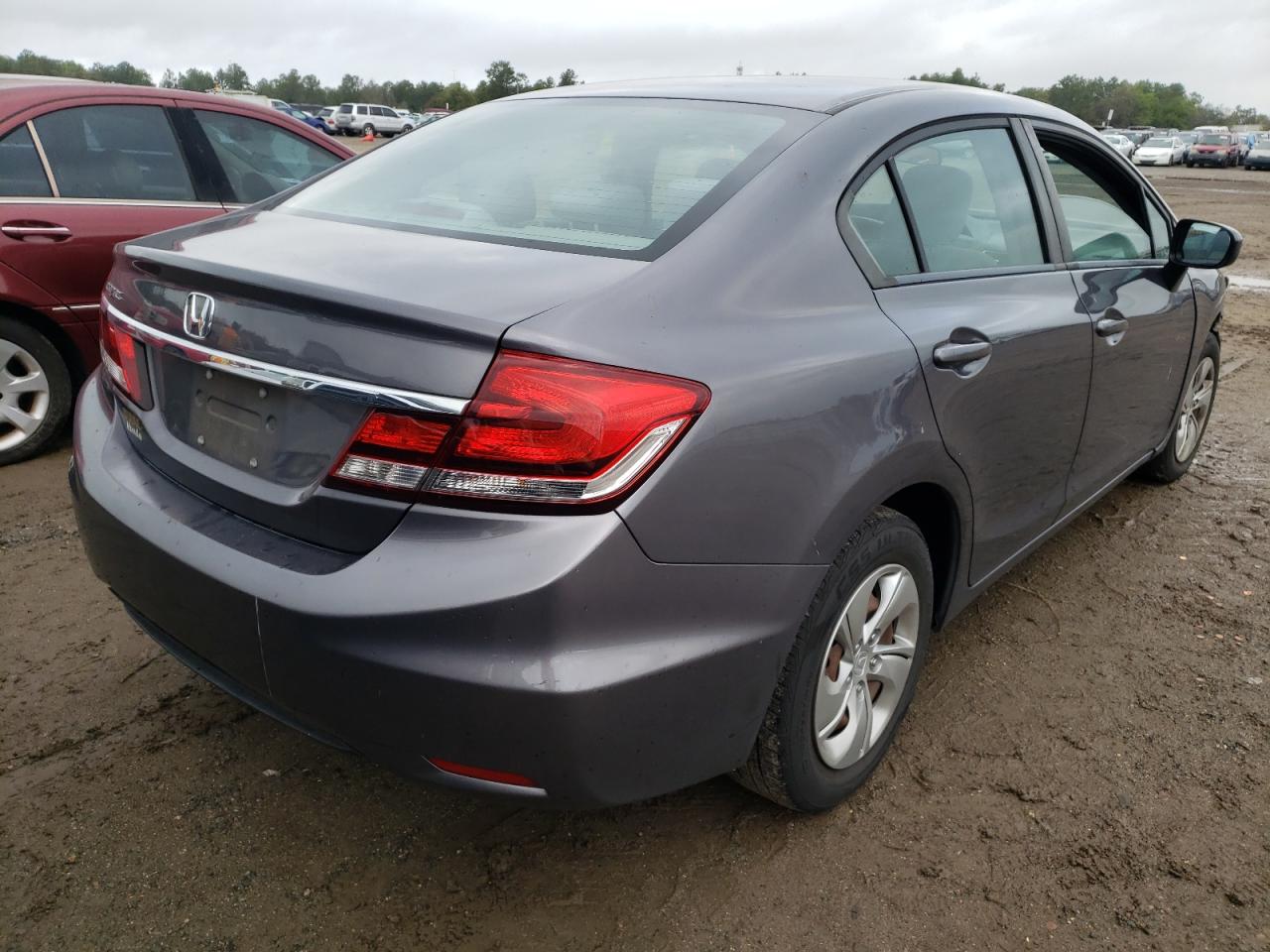 Photo 4 from auction – 2015 HONDA CIVIC LX with VIN 19XFB2F50FE046236