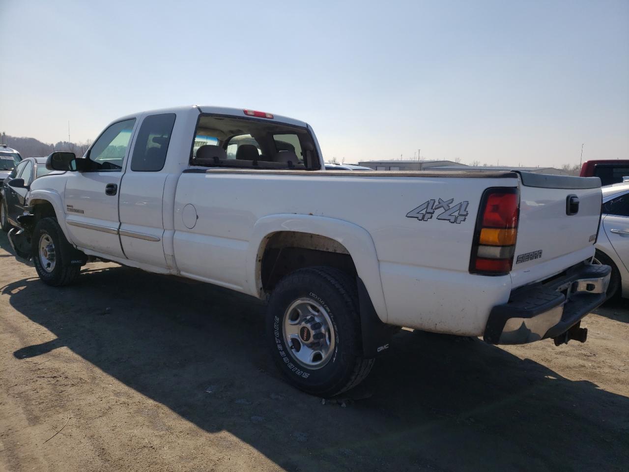 Photo 3 from auction – 2005 GMC SIERRA K25 with VIN 1GTHK29255E266041
