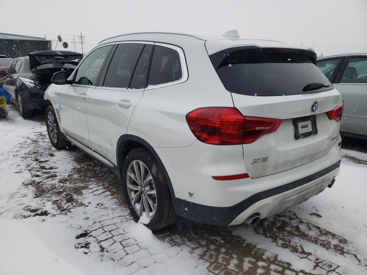 Photo 16 from auction – 2018 BMW X3 XDRIVE3 with VIN 5UXTR9C5XJLD71585