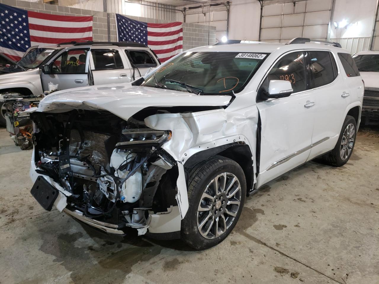 Photo 2 from auction – 2021 GMC ACADIA DEN with VIN 1GKKNPLS3MZ137200