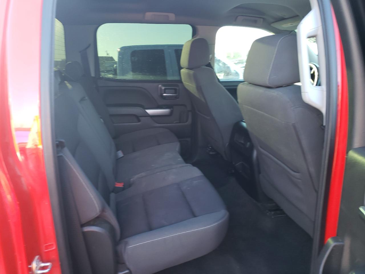 Photo 6 from auction – 2018 CHEVROLET SILVERADO with VIN 3GCPCREC3JG370708