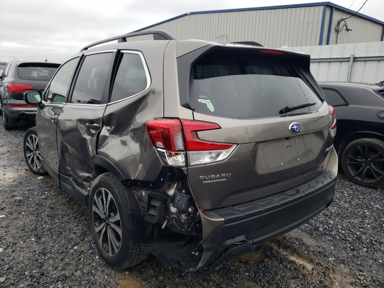 Photo 3 from auction – 2020 SUBARU FORESTER L with VIN JF2SKAUC6LH441281