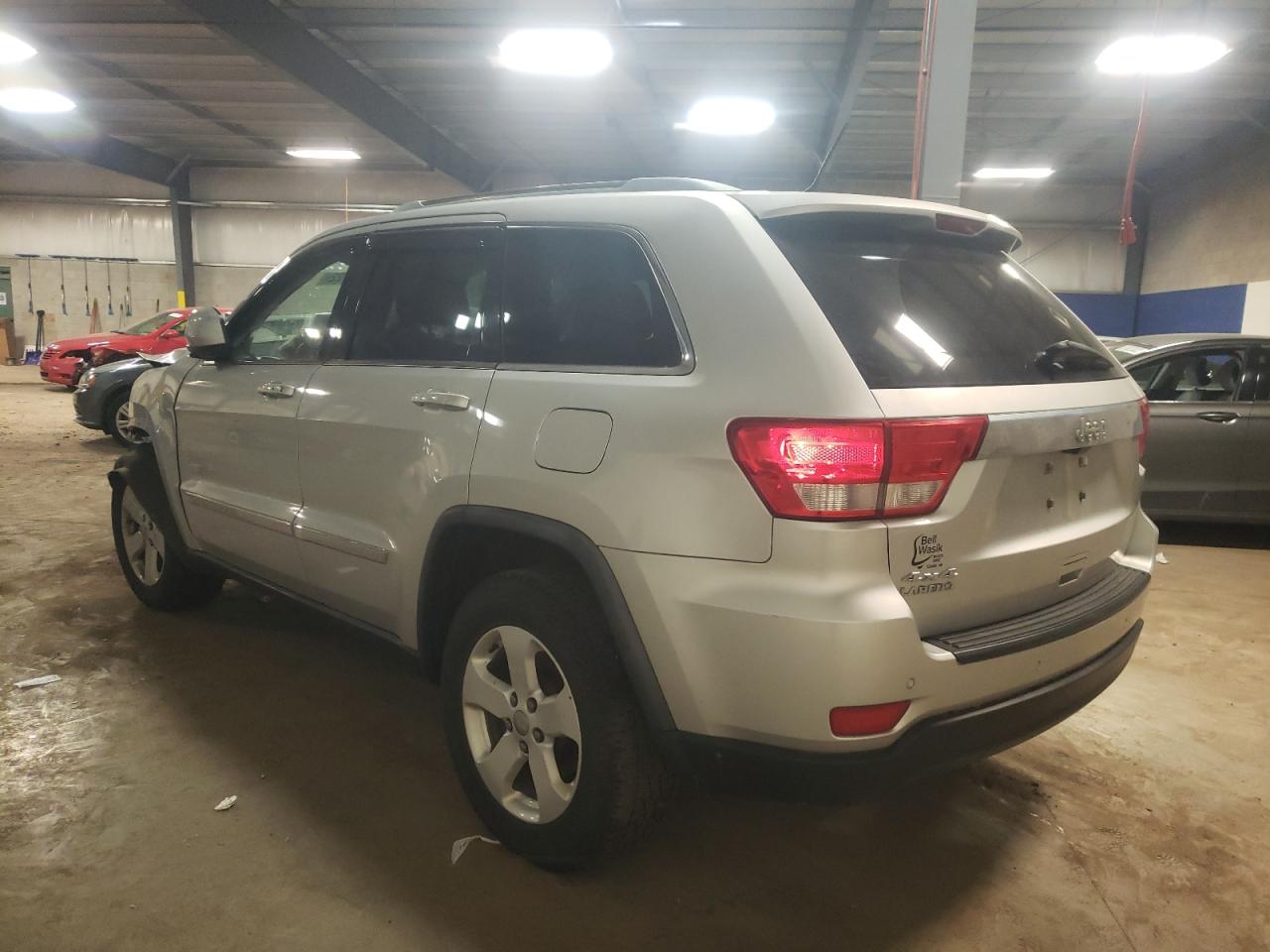 Photo 3 from auction – 2011 JEEP GRAND CHER with VIN 1J4RR4GG6BC572824