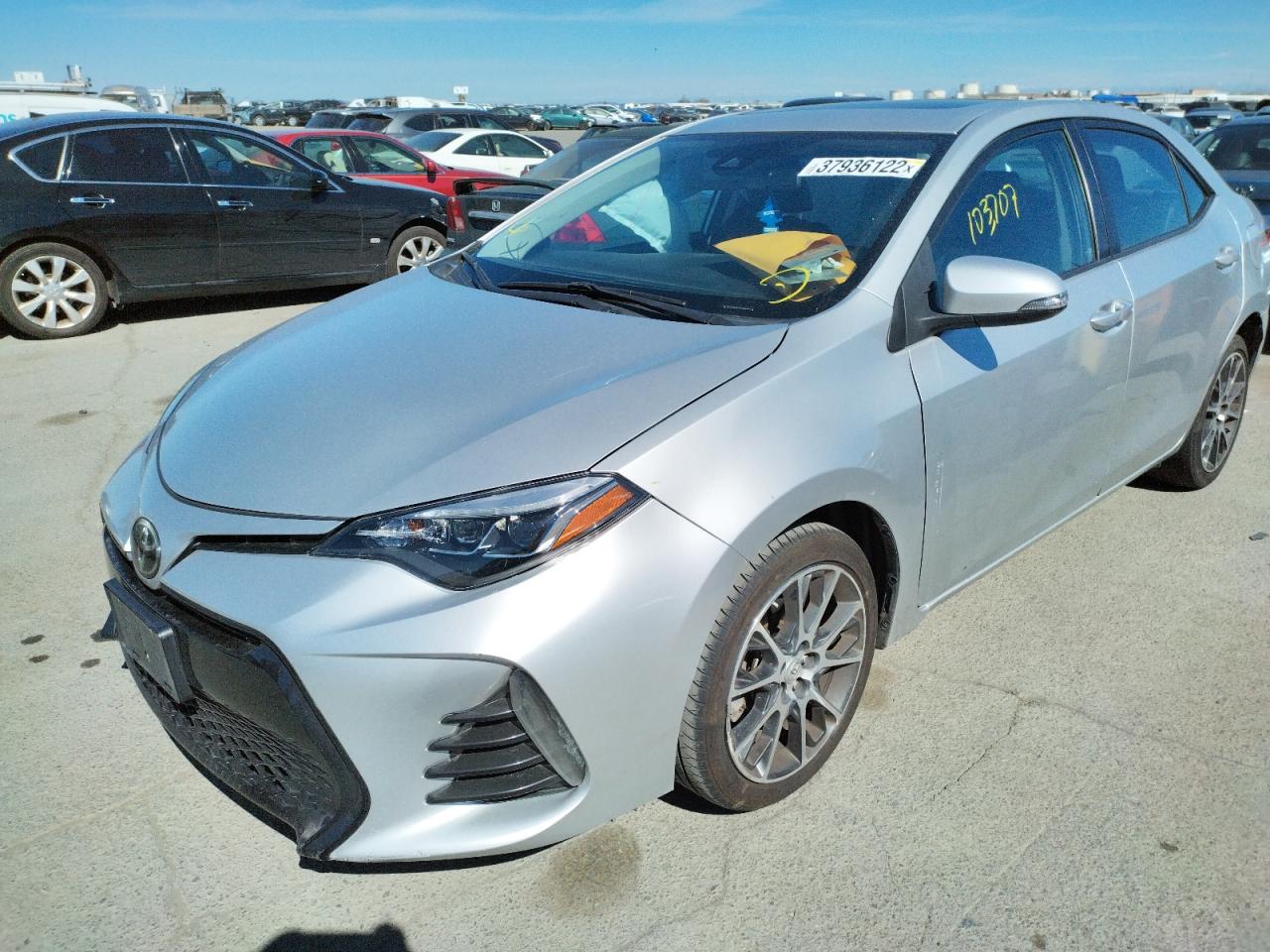 Photo 2 from auction – 2017 TOYOTA COROLLA L with VIN 5YFBURHE1HP606734