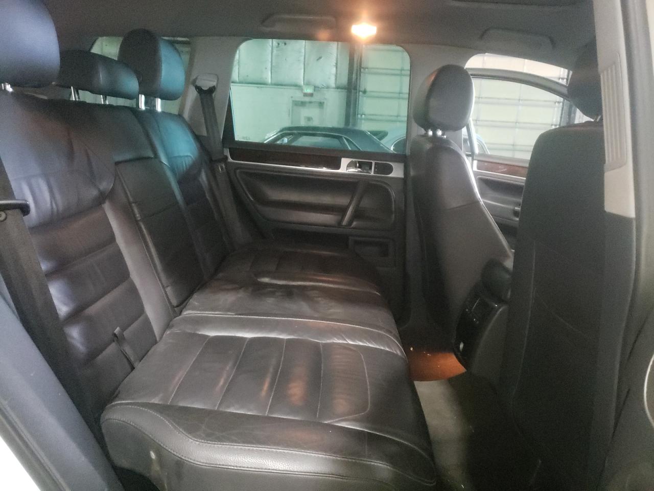 Photo 6 from auction – 2008 VOLKSWAGEN TOUAREG 2 with VIN WVGBE77L08D024334