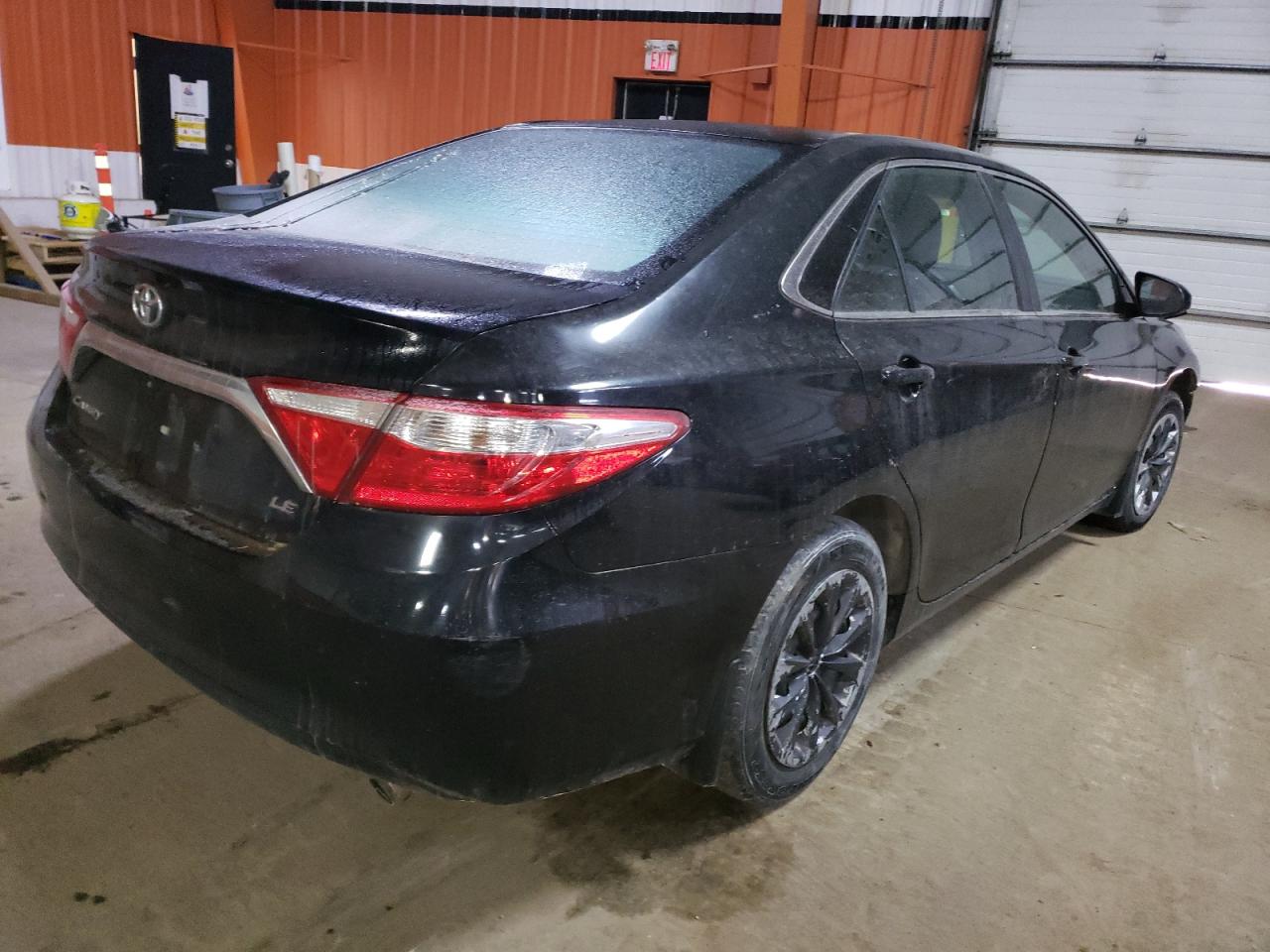 Photo 4 from auction – 2016 TOYOTA CAMRY LE with VIN 4T1BF1FK5GU174652