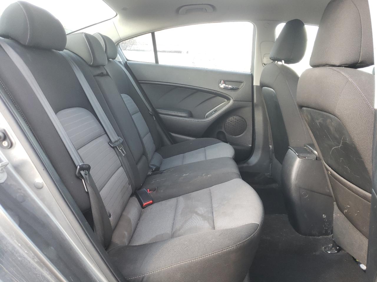 Photo 6 from auction – 2014 KIA FORTE EX with VIN KNAFX4A89E5203526