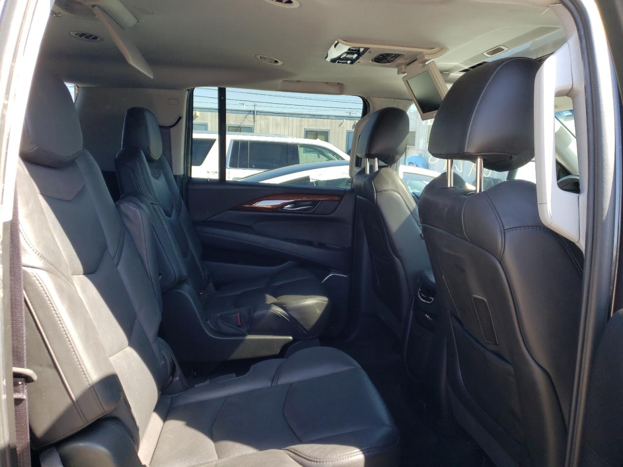 Photo 6 from auction – 2016 CADILLAC ESCALADE E with VIN 1GYS4JKJ0GR283444
