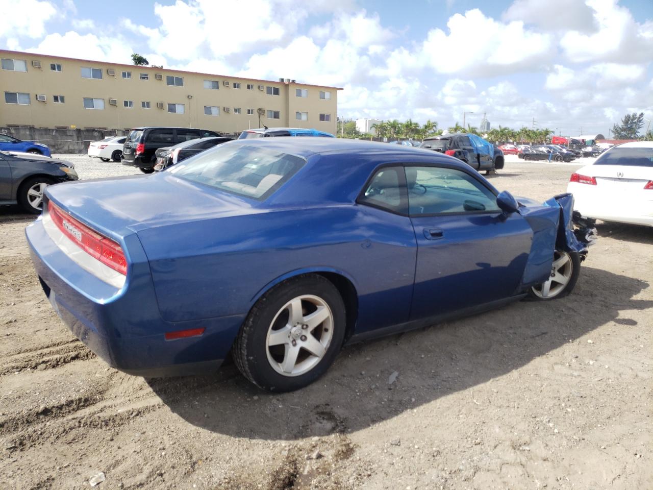 Photo 4 from auction – 2010 DODGE CHALLENGER with VIN 2B3CJ4DV5AH323210