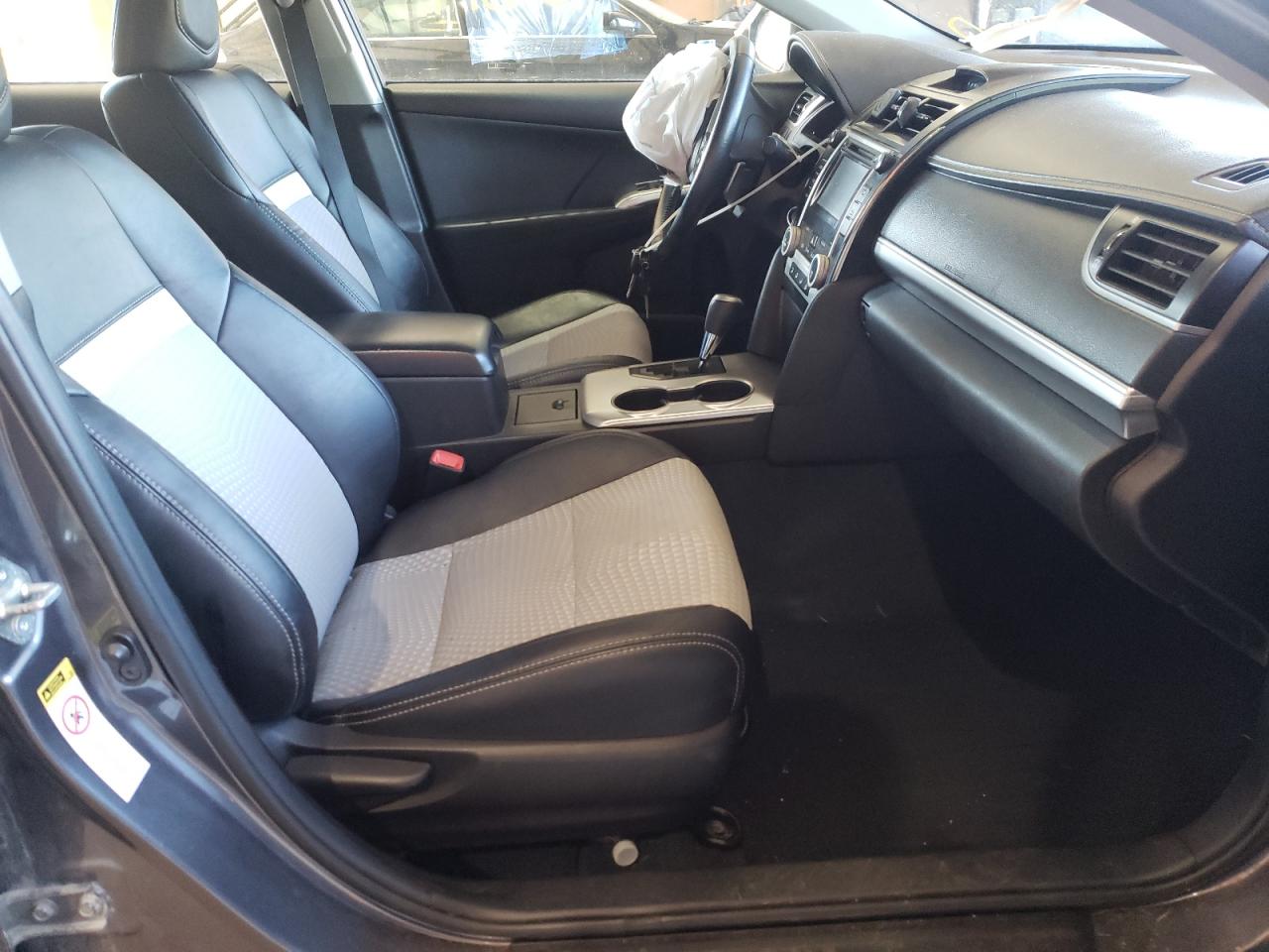 Photo 5 from auction – 2014 TOYOTA CAMRY L with VIN 4T1BF1FK8EU416718