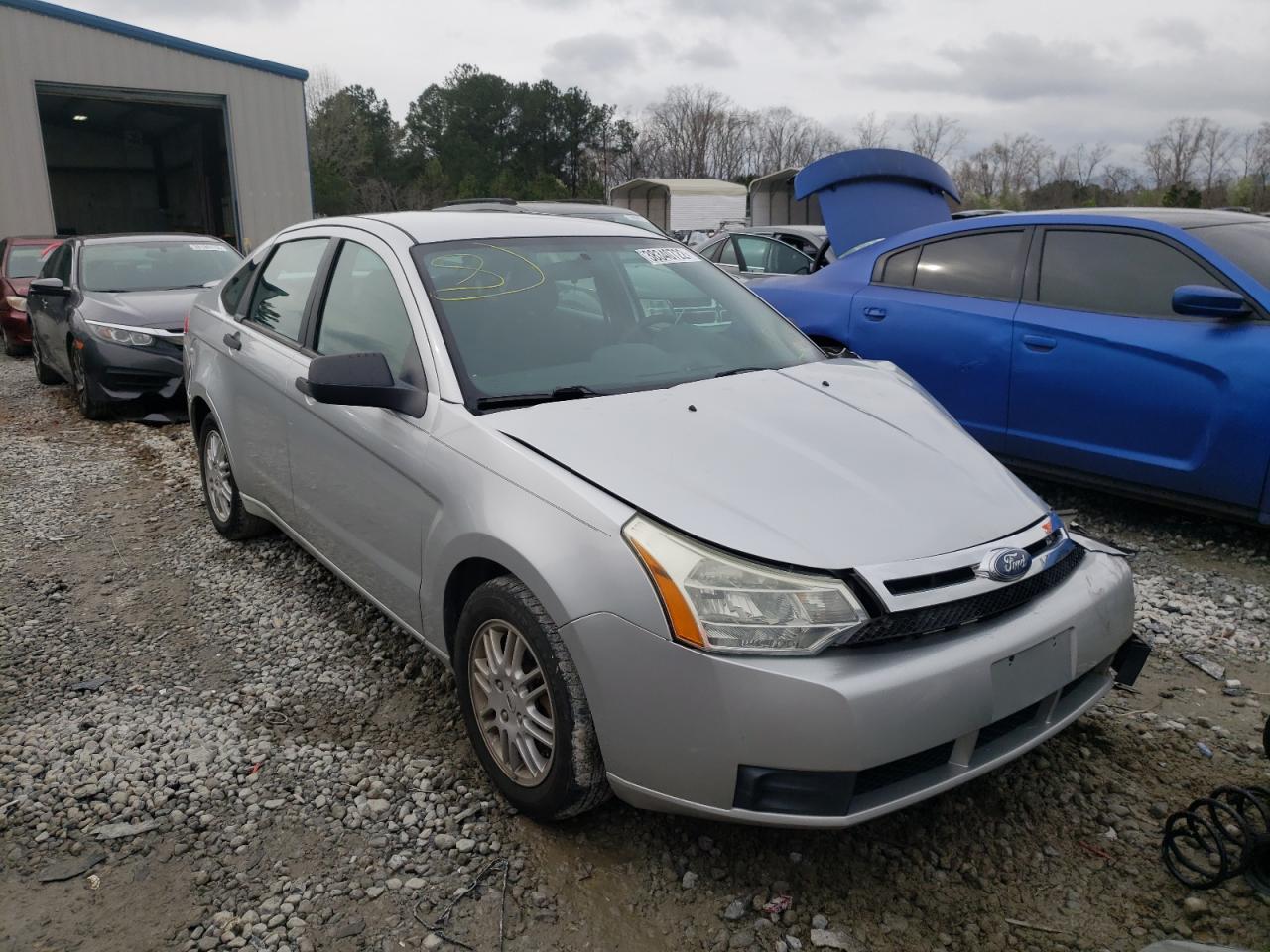 FORD FOCUS SE 2010 with VIN 1FAHP3FN2AW238648 - Photo from auction