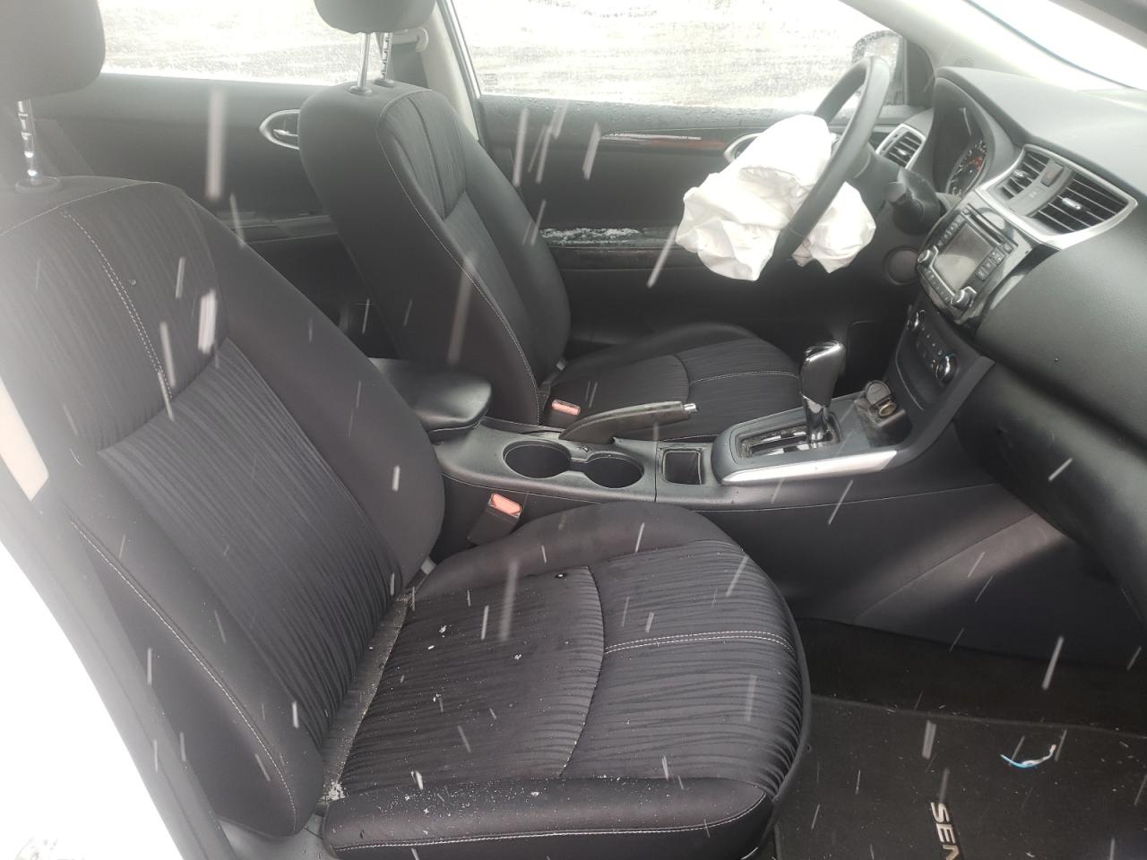 Photo 5 from auction – 2016 NISSAN SENTRA S with VIN 3N1AB7AP2GL658938