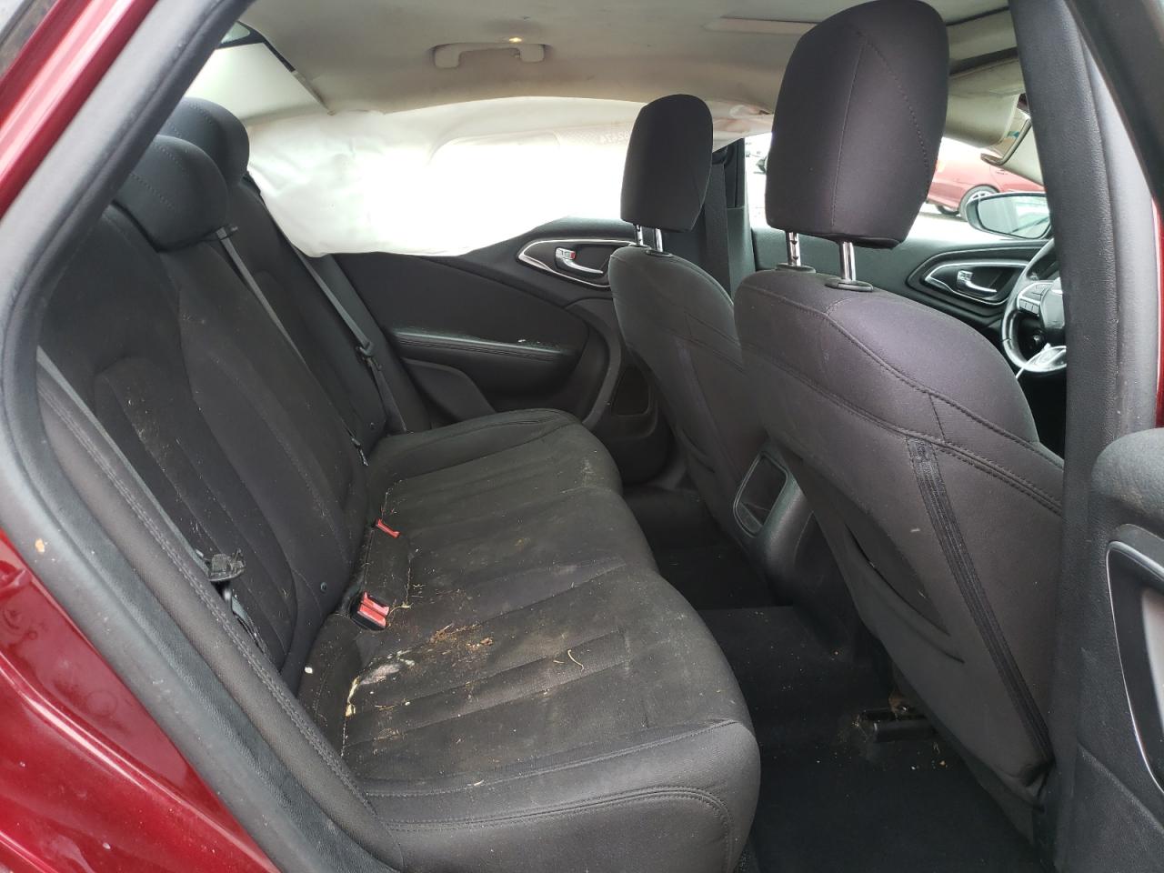 Photo 6 from auction – 2015 CHRYSLER 200 LIMITE with VIN 1C3CCCAB2FN631399