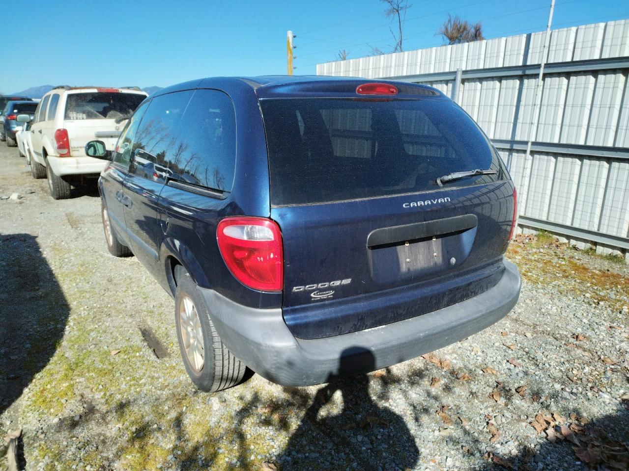 Photo 3 from auction – 2005 DODGE CARAVAN SE with VIN 1D4GP25B15B240124