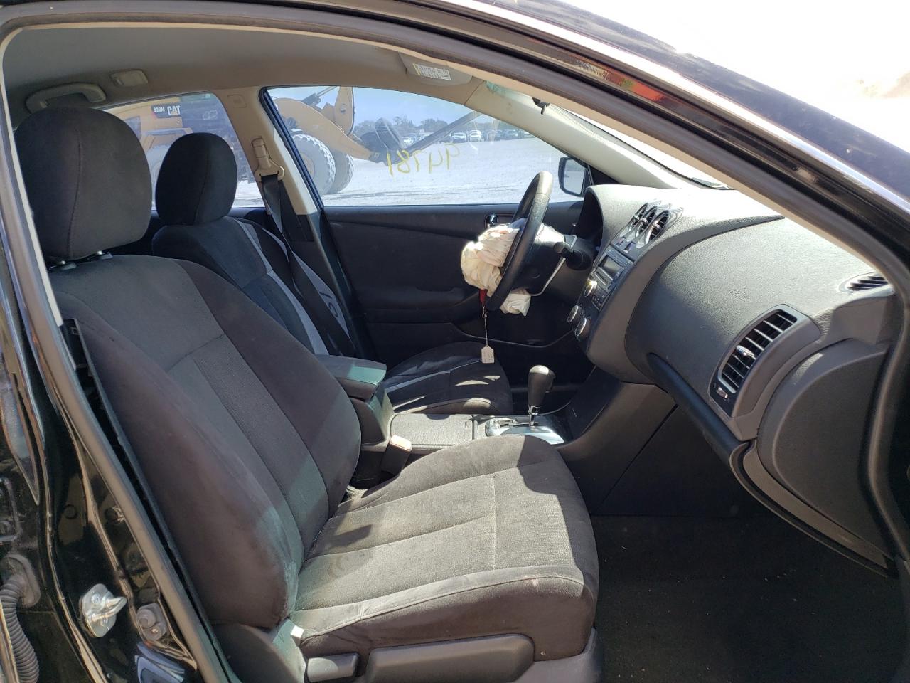 Photo 5 from auction – 2012 NISSAN ALTIMA with VIN 1N4AL2AP2CC183753