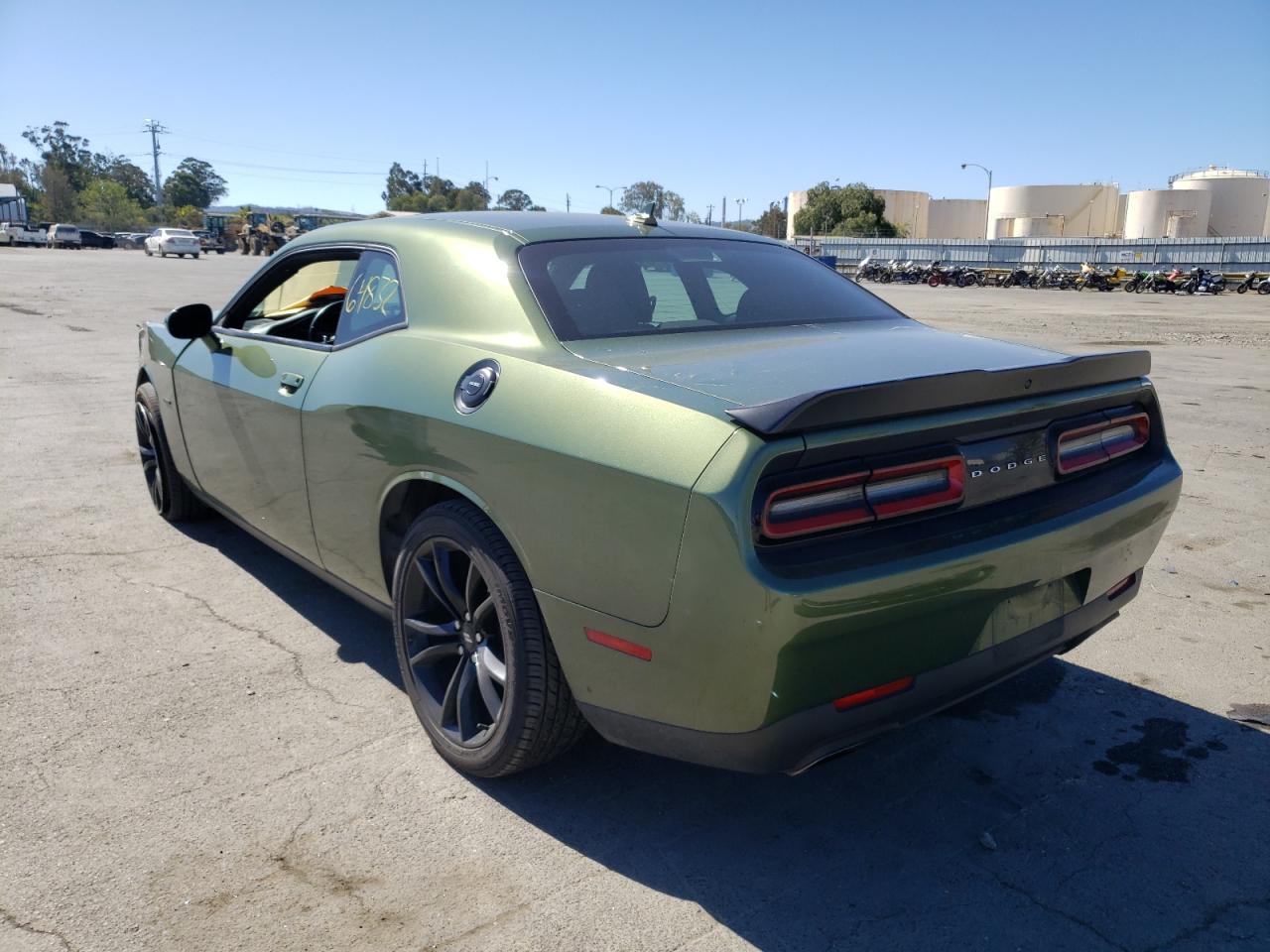 Photo 3 from auction – 2018 DODGE CHALLENGER with VIN 2C3CDZBT6JH200007