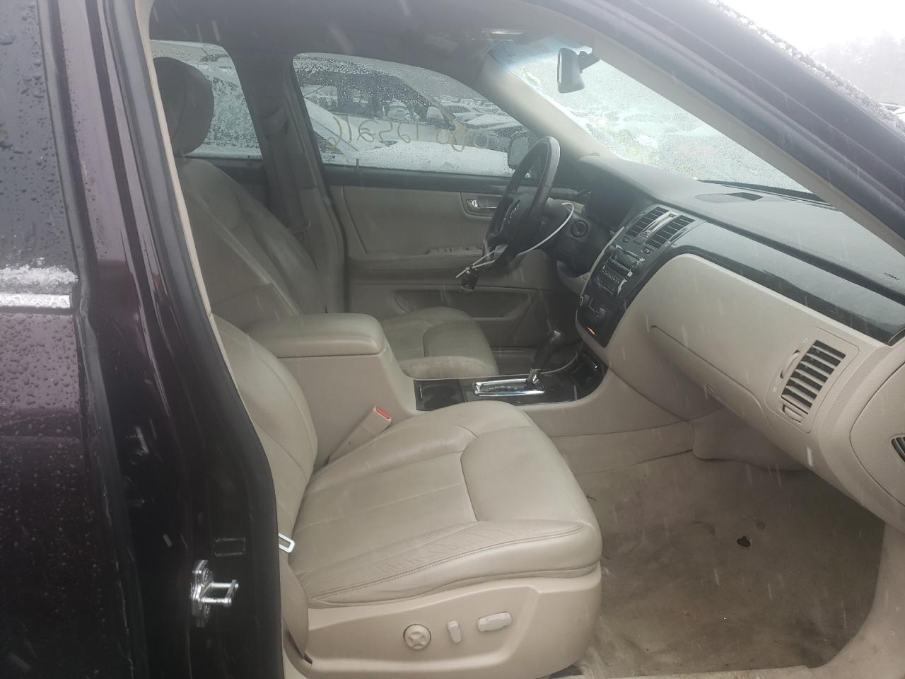 Photo 5 from auction – 2009 CADILLAC DTS with VIN 1G6KD57Y79U101275